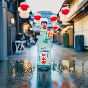 Hata Ramune Original - Traditional Japanese Carbonated Drink with a Refreshing Taste | مشروب غازي ياباني هاتا راموني بالنكهة الأصلية المنعشة